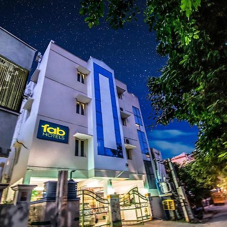 Fabhotel Aditya Yatri Nivas - Nr Tirupati Railway Station Exteriör bild