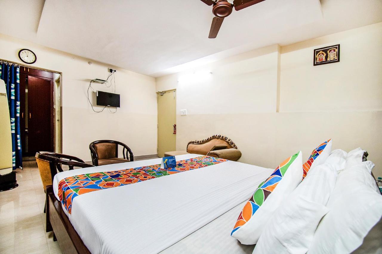 Fabhotel Aditya Yatri Nivas - Nr Tirupati Railway Station Exteriör bild
